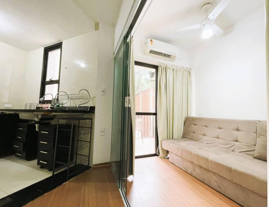 Apartamento Com Estrutura De A *